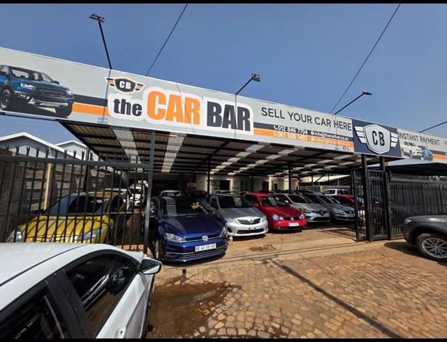 5 BEDROOM HOUSE FOR SALE IN SINOVILLE